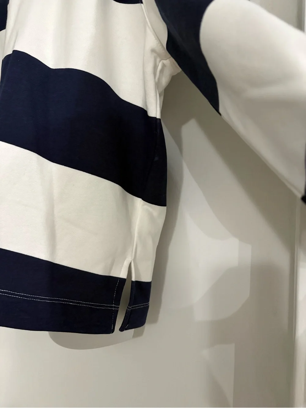 Classic Navy and White Striped Crewneck Sweatshirt Nautical Size L NWOT - Picture 4 of 7